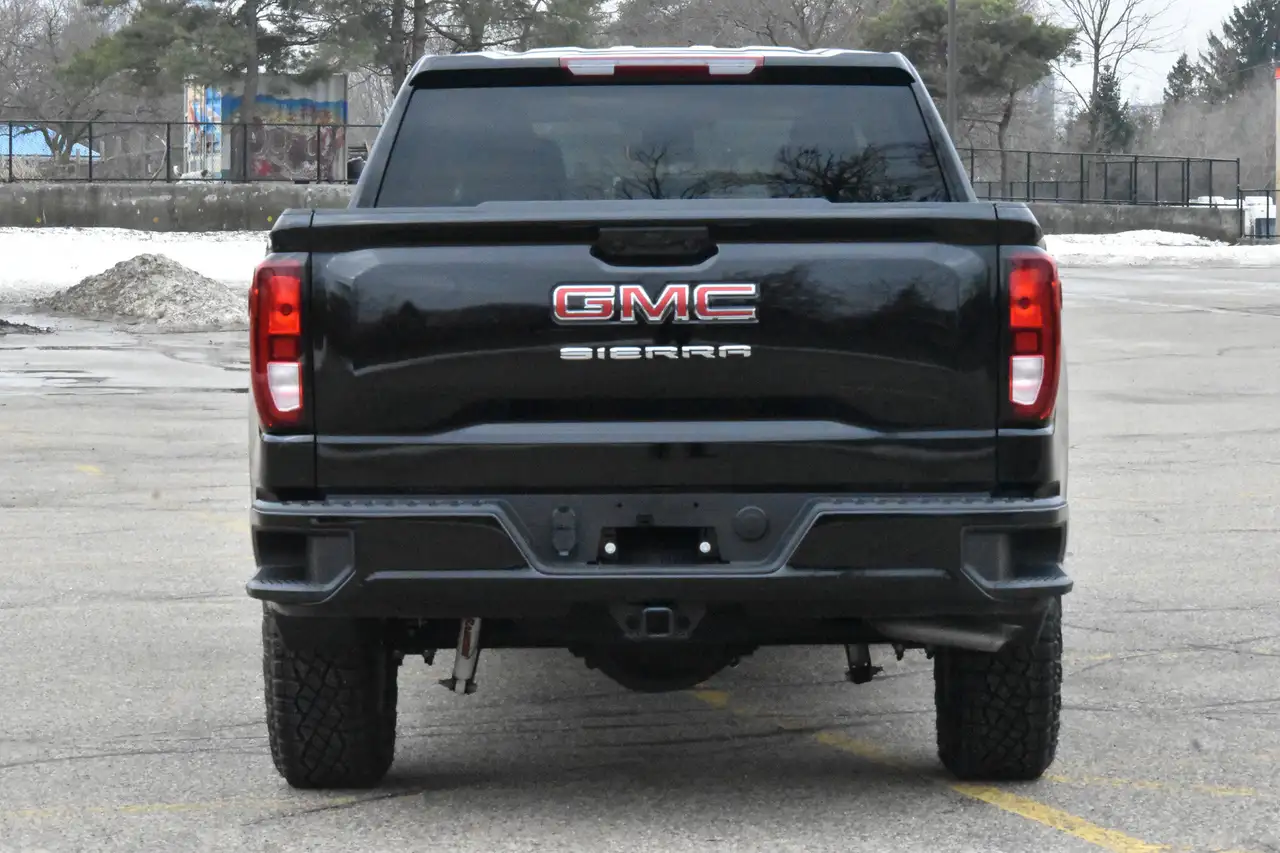 GMC Sierra 1500 photo GMC Sierra 1500