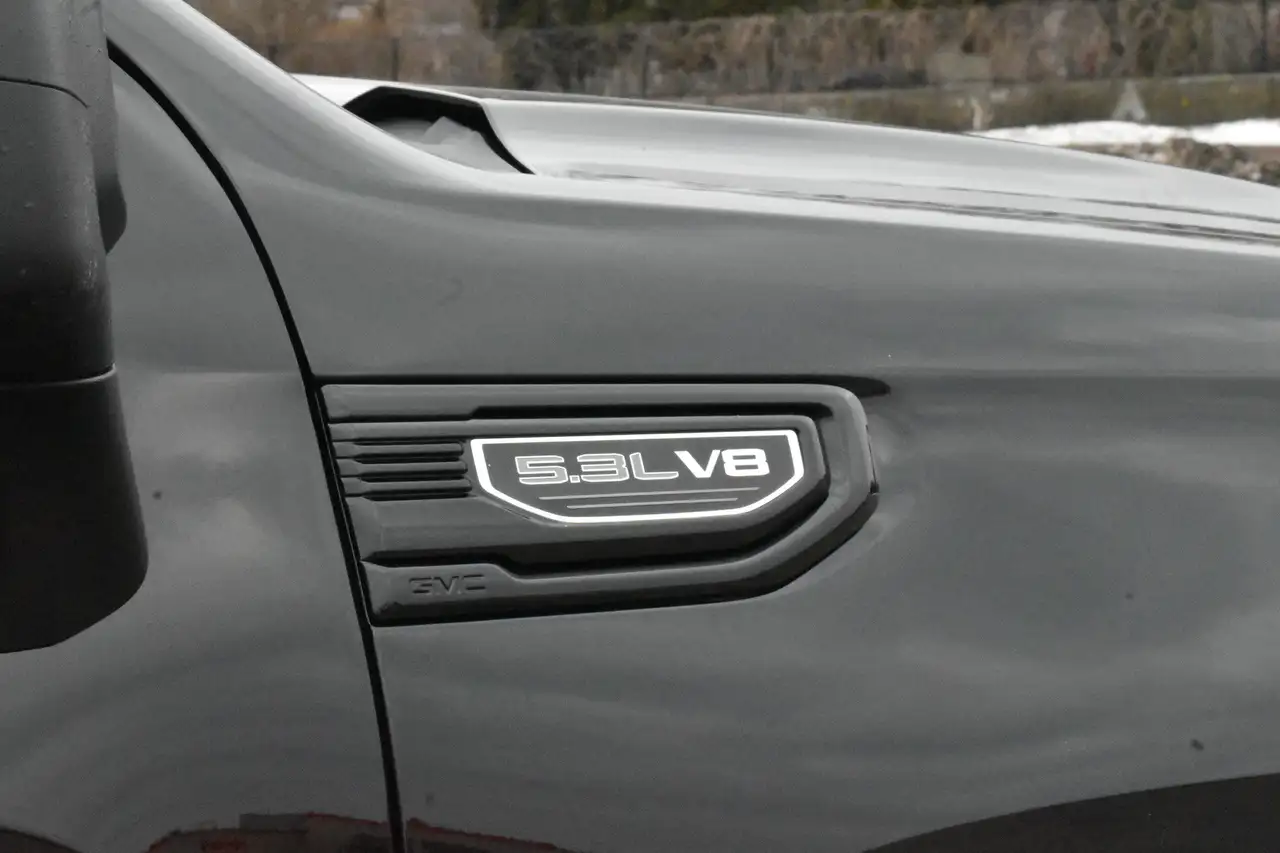 GMC Sierra 1500 photo GMC Sierra 1500
