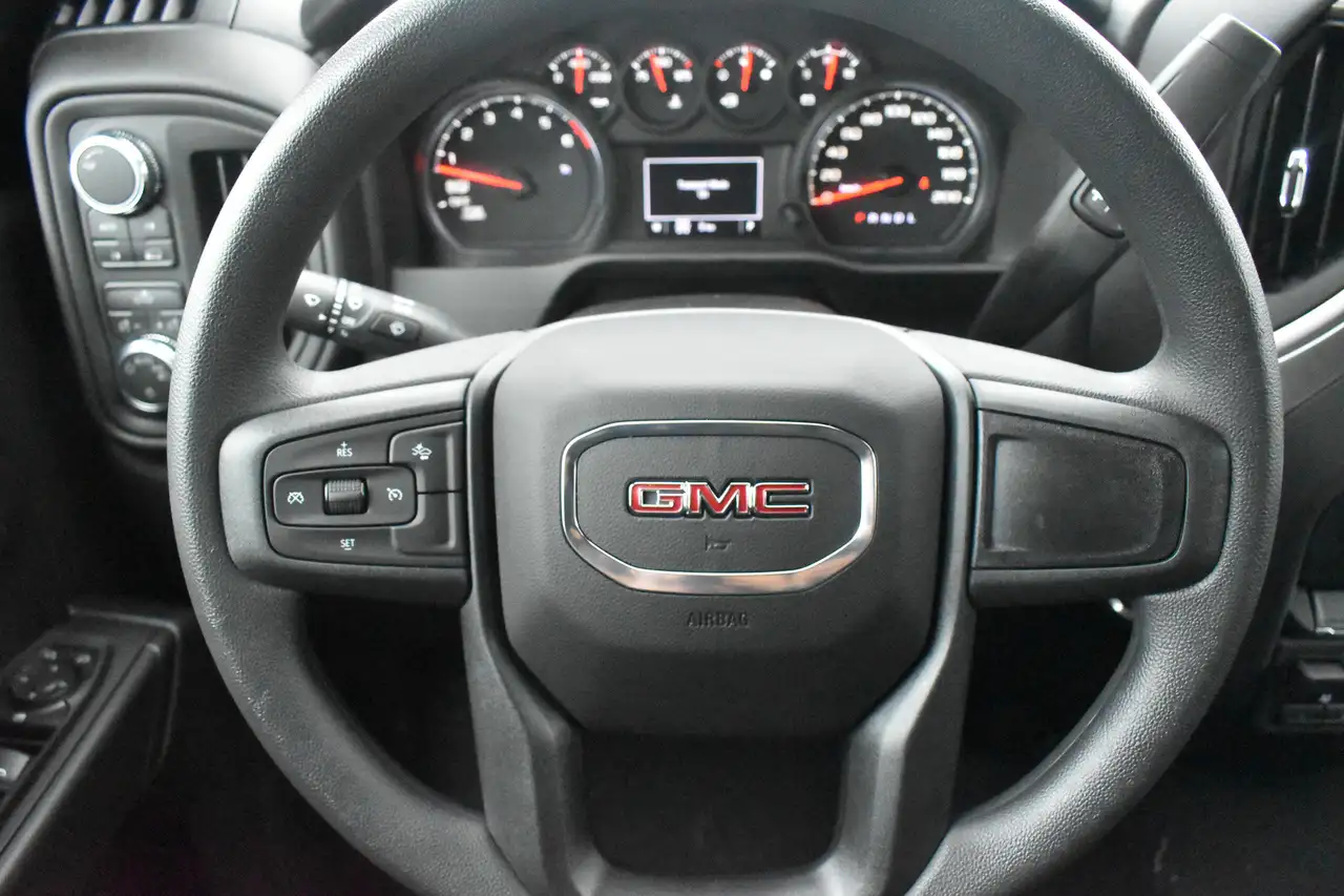 GMC Sierra 1500 photo GMC Sierra 1500
