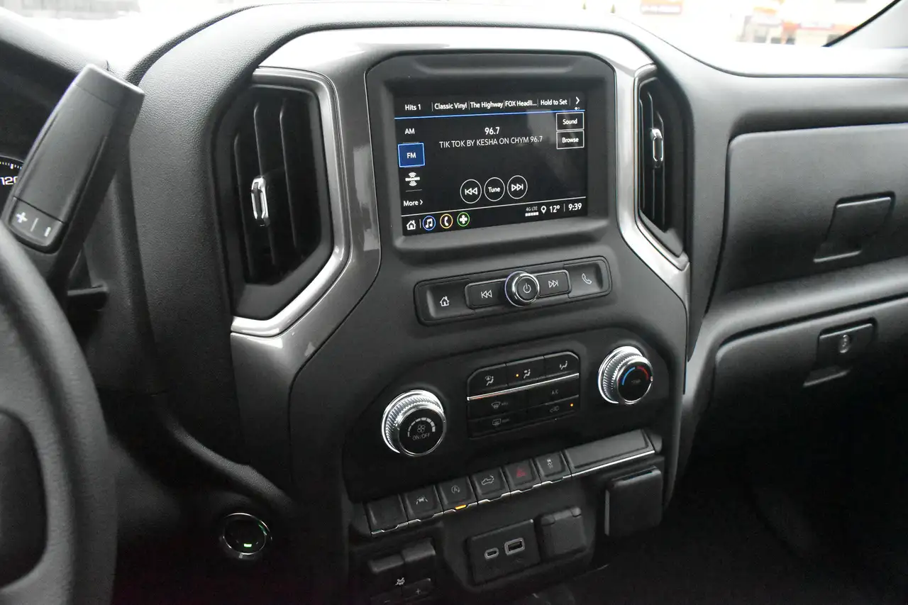 GMC Sierra 1500 photo GMC Sierra 1500