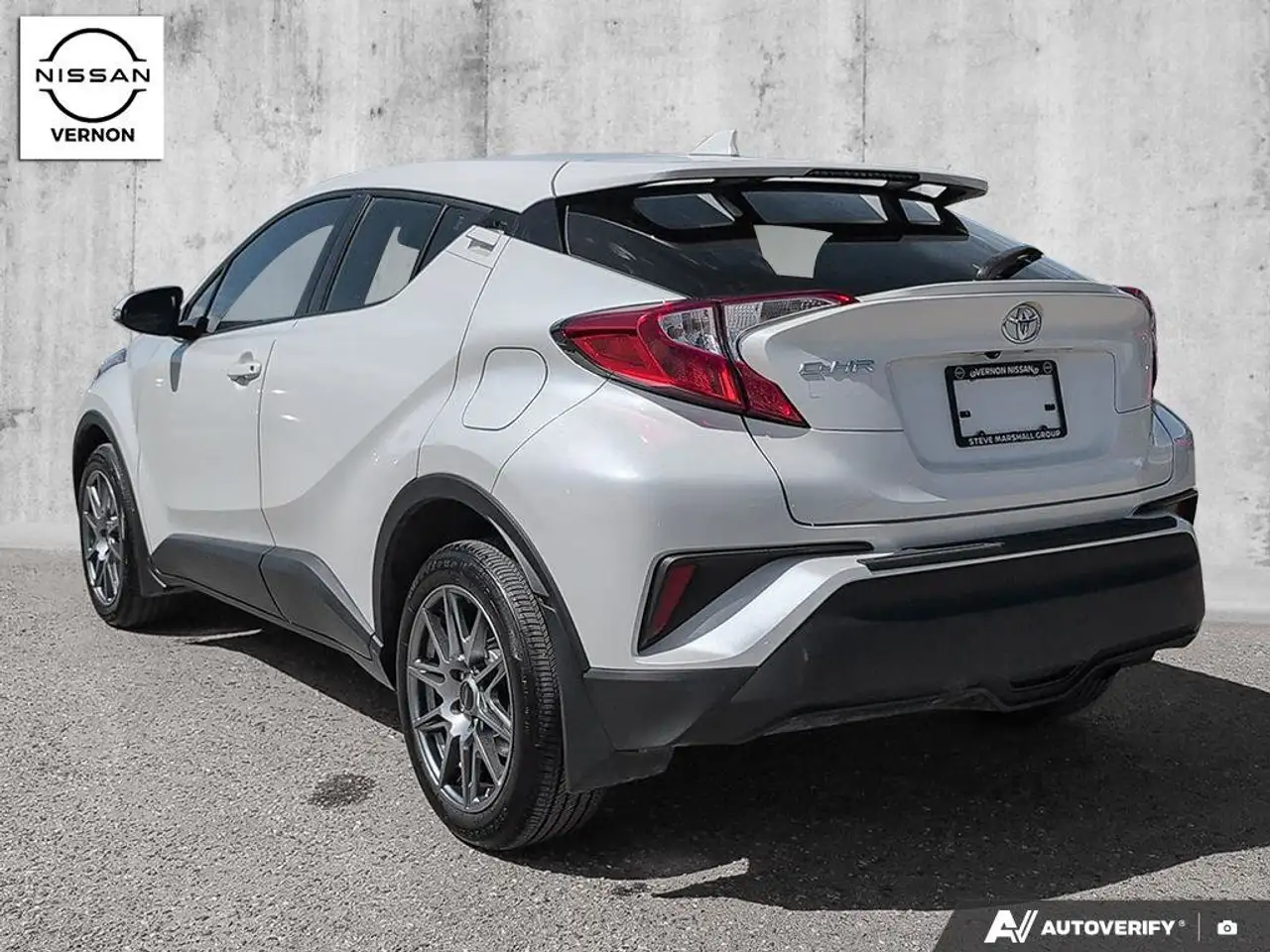 Toyota C-HR fotografie Toyota C-HR