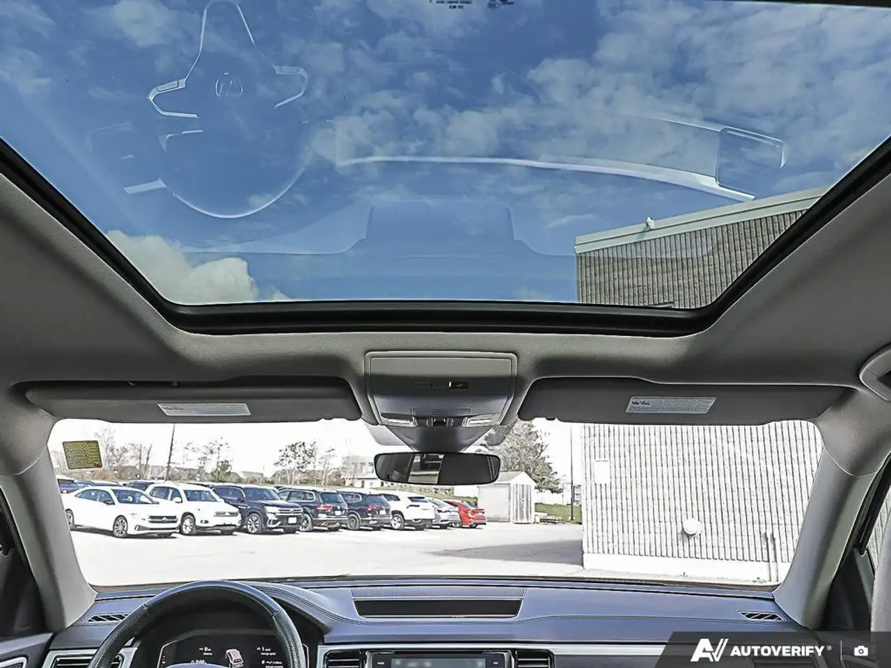 Volkswagen Atlas снимка Volkswagen Atlas