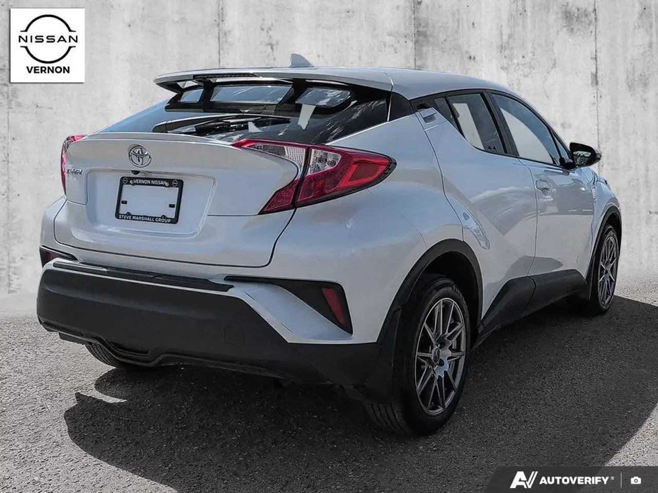 Toyota C-HR fotografie Toyota C-HR