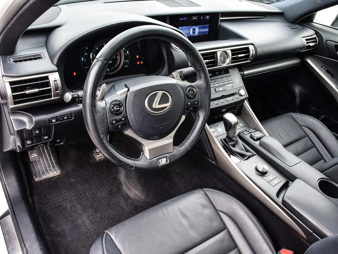 Lexus IS photo Lexus IS