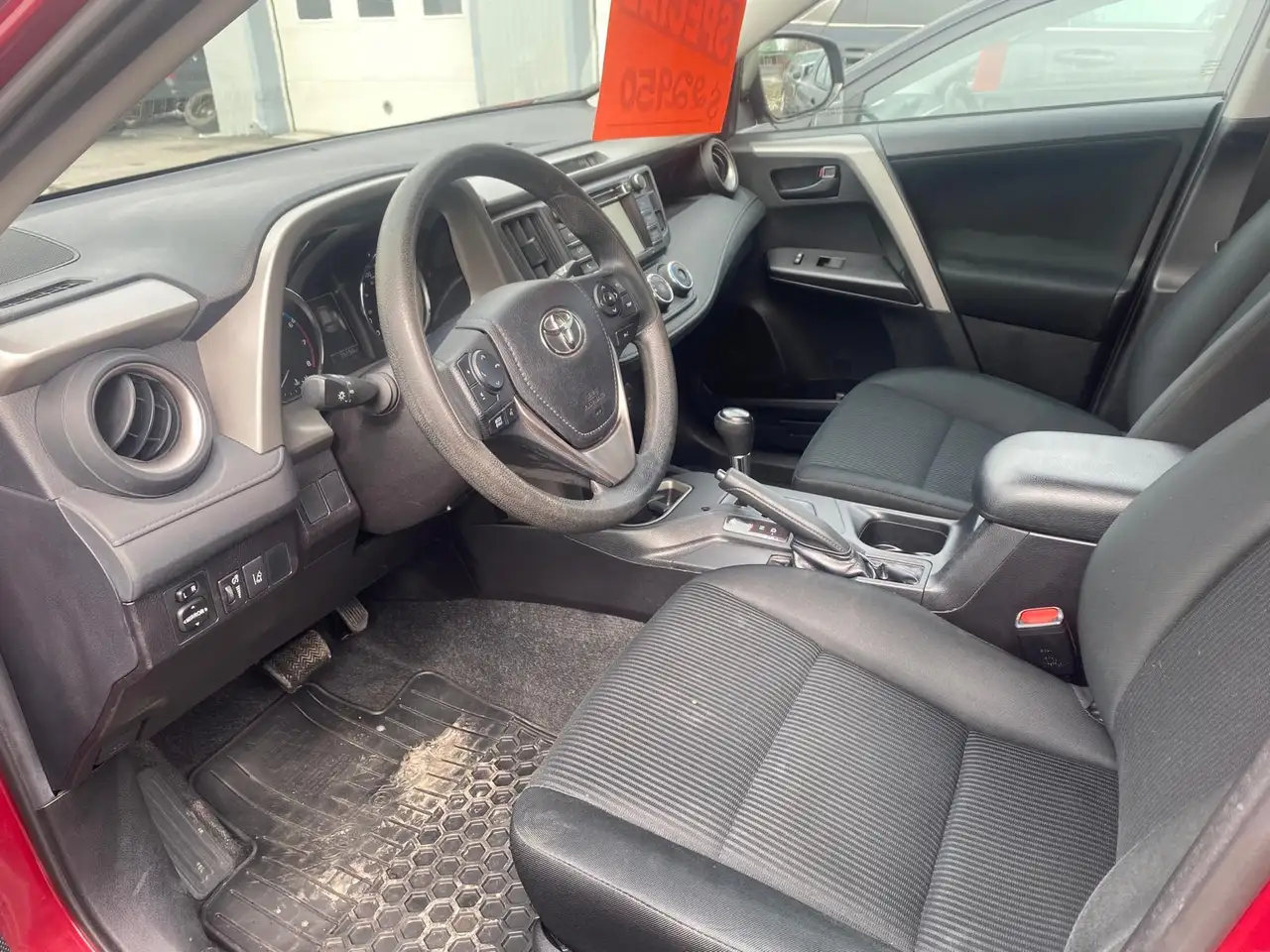 Toyota RAV 4 photo Toyota RAV 4