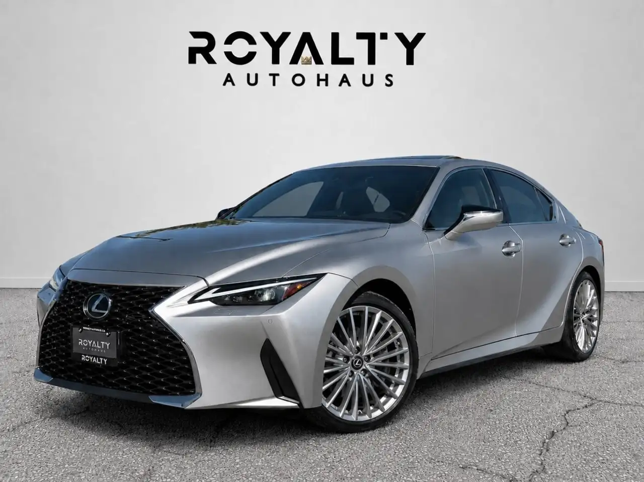 2021 Lexus IS