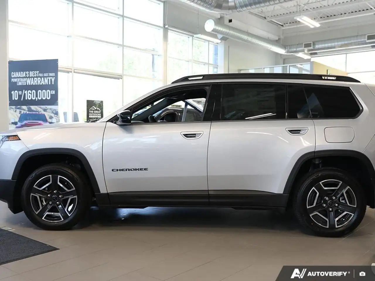 Jeep Cherokee photo Jeep Cherokee