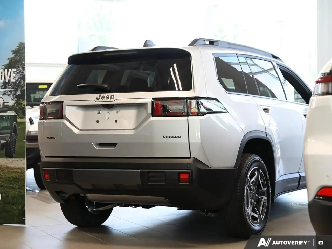 Jeep Cherokee photo Jeep Cherokee