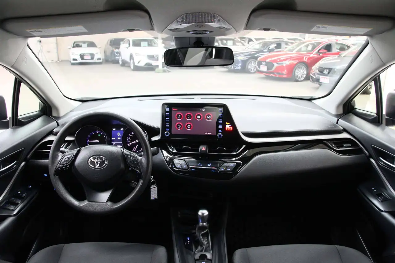 Toyota C-HR photo Toyota C-HR
