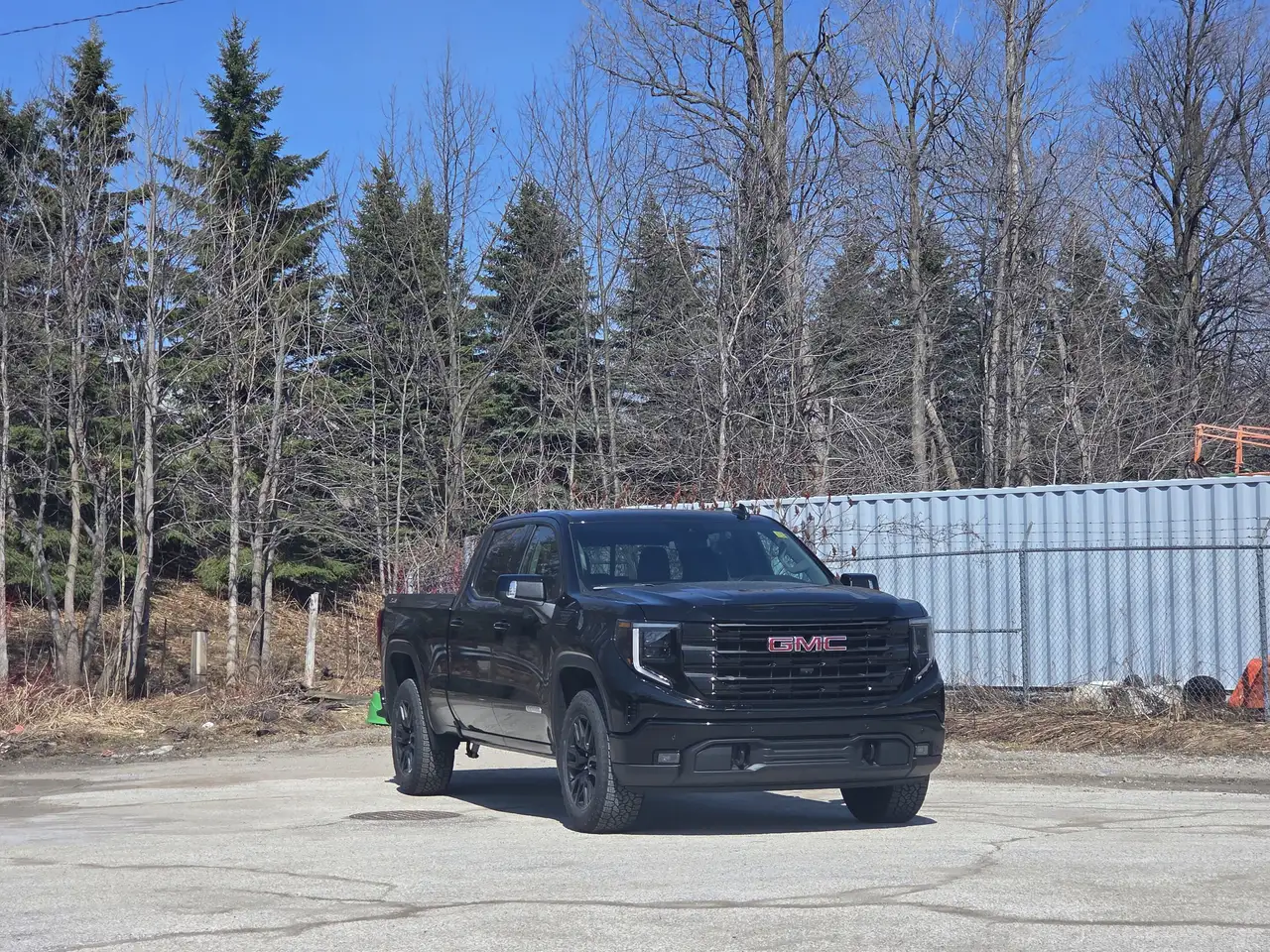 GMC Sierra 1500 снимка GMC Sierra 1500