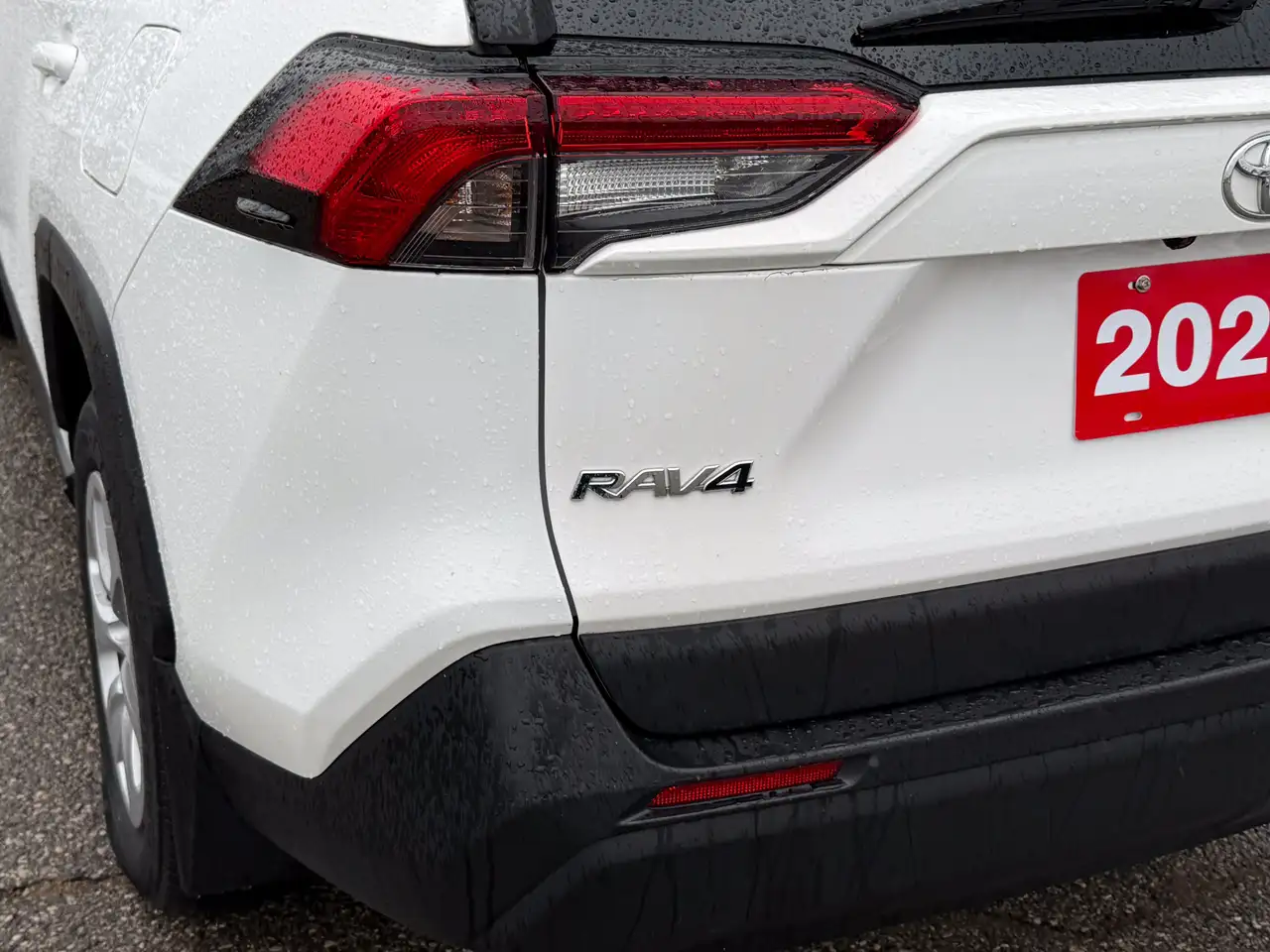 Toyota RAV 4 снимка Toyota RAV 4