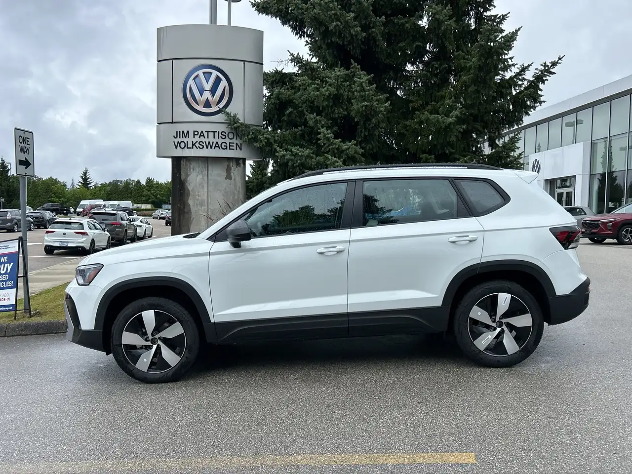 Volkswagen Taos снимка Volkswagen Taos