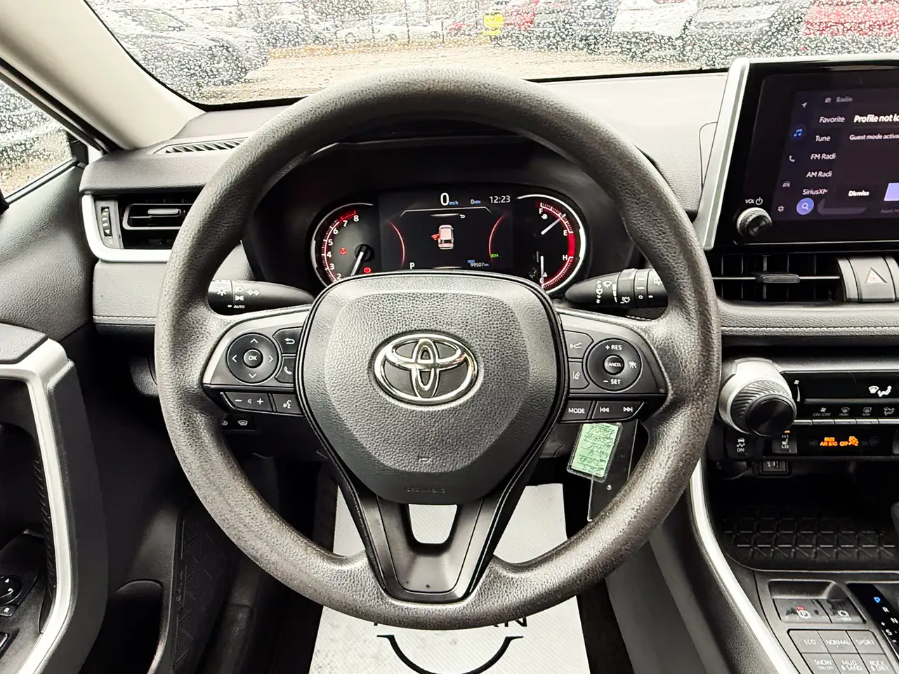 Toyota RAV 4 снимка Toyota RAV 4