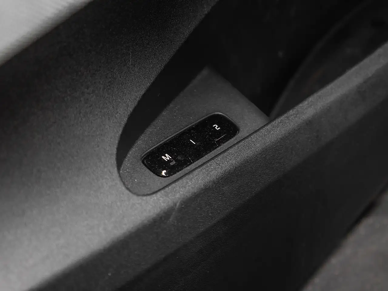 Polestar 2 снимка Polestar 2
