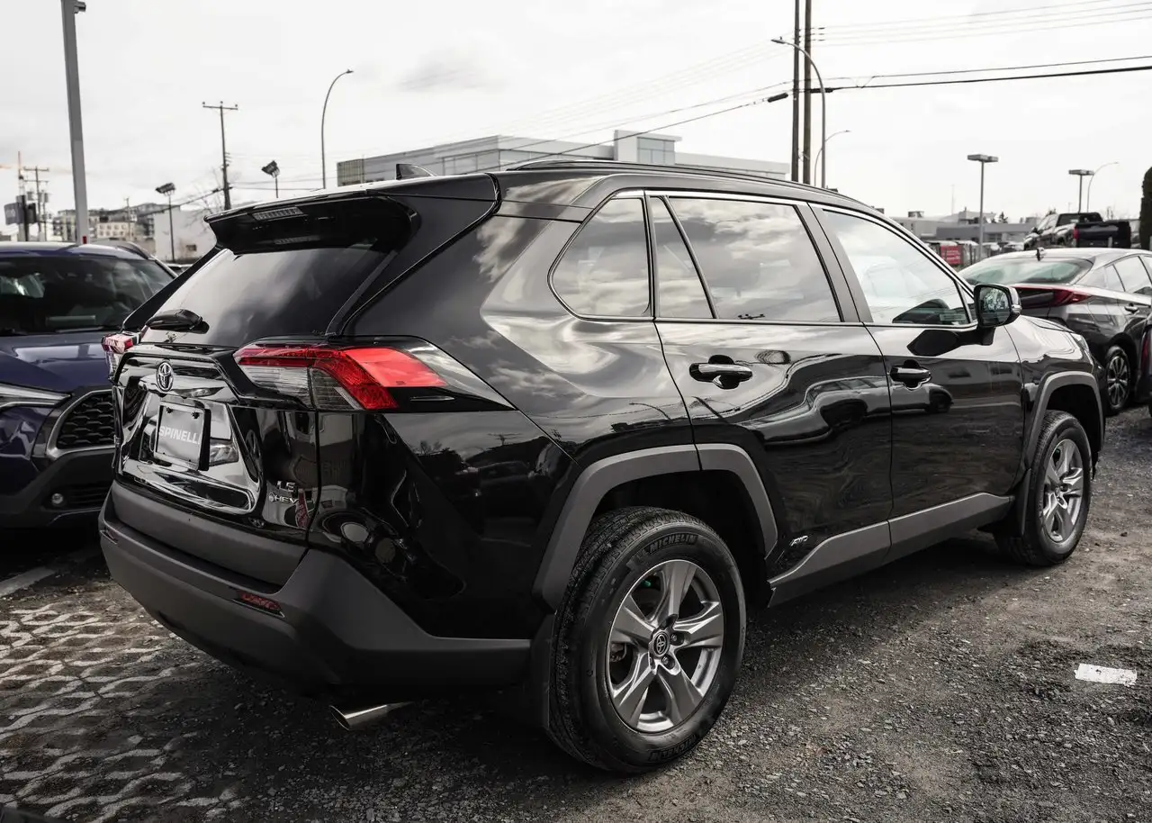 Toyota RAV 4 photo Toyota RAV 4