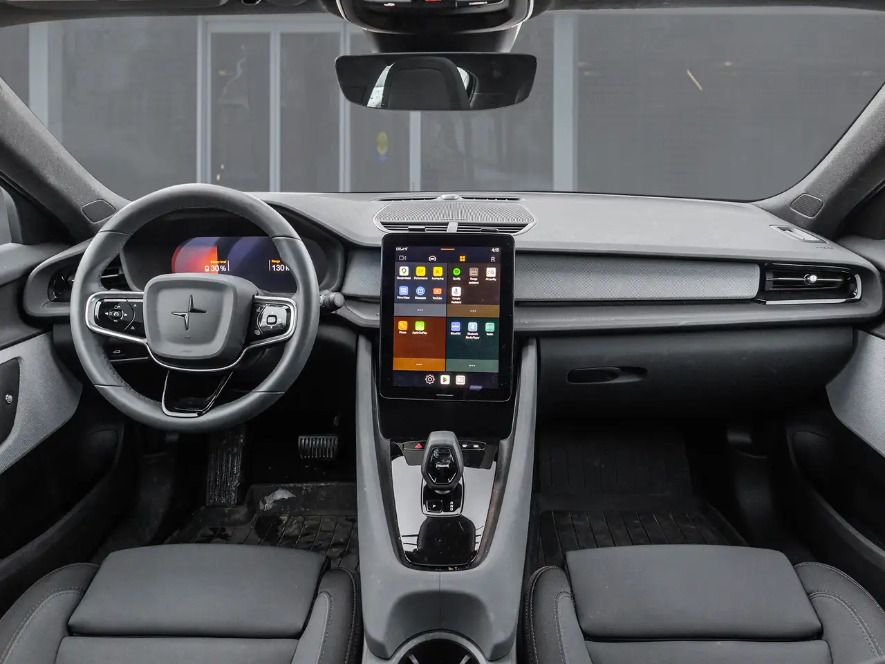 Polestar 2 снимка Polestar 2