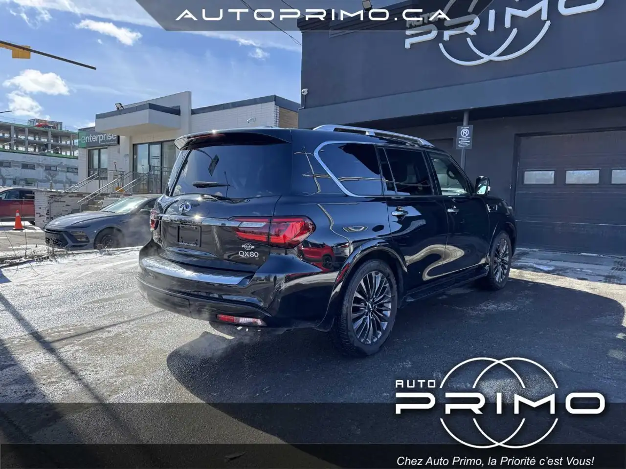 Infiniti QX80 снимка Infiniti QX80