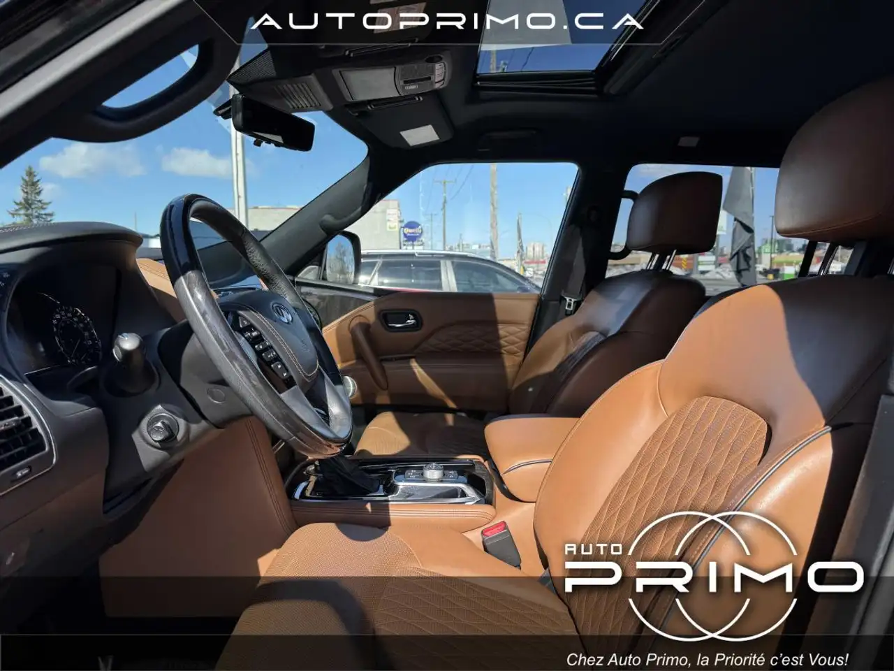 Infiniti QX80 снимка Infiniti QX80
