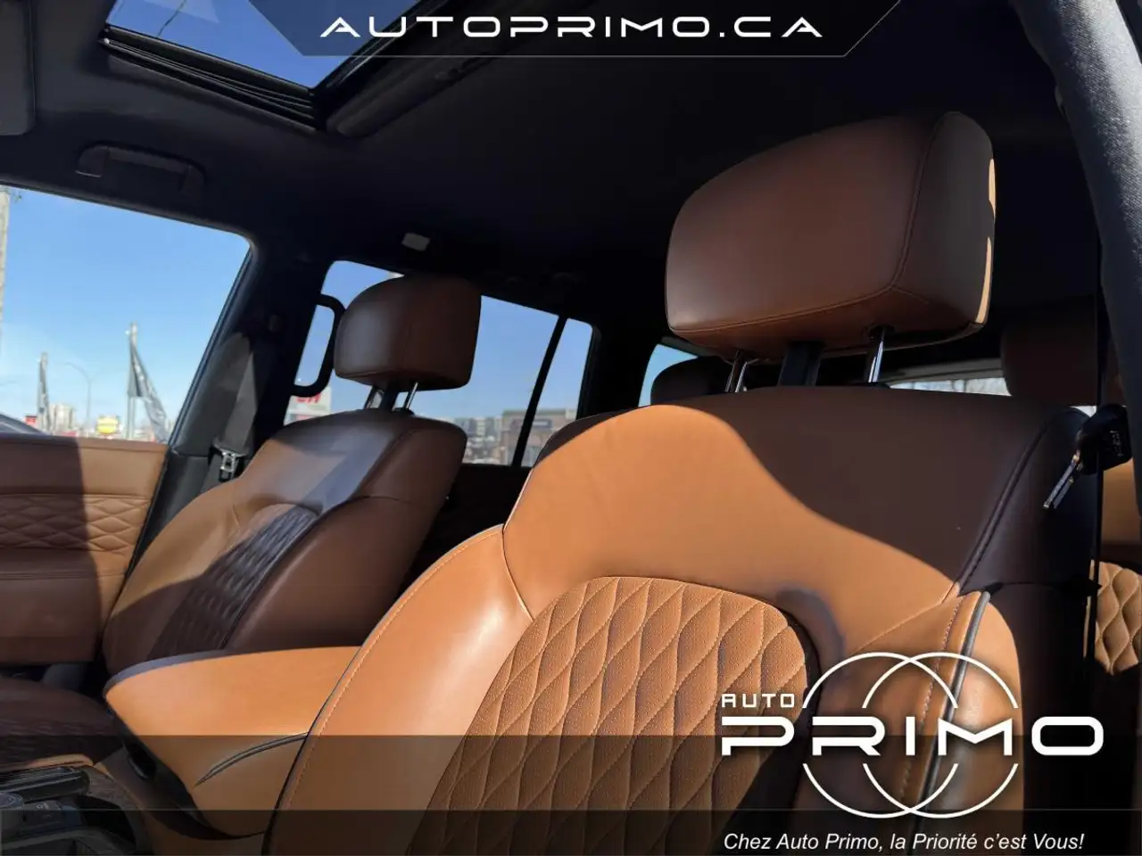 Infiniti QX80 снимка Infiniti QX80