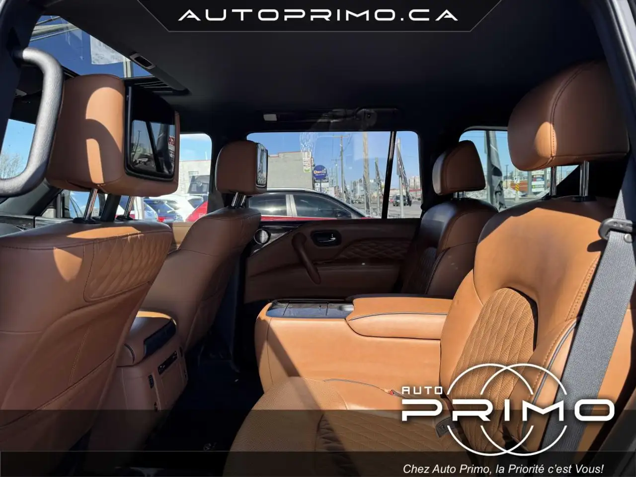 Infiniti QX80 снимка Infiniti QX80