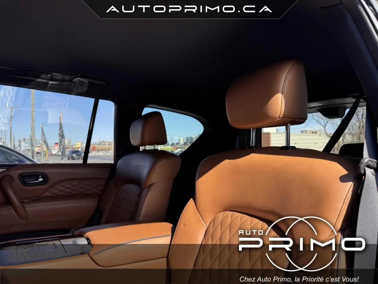 Infiniti QX80 снимка Infiniti QX80