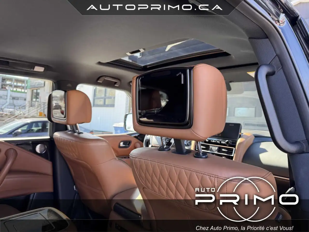 Infiniti QX80 снимка Infiniti QX80