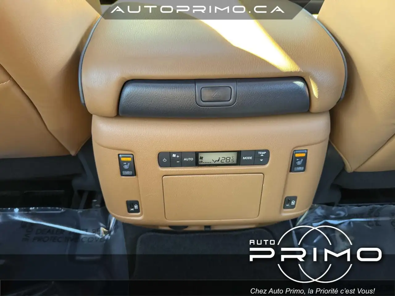 Infiniti QX80 снимка Infiniti QX80