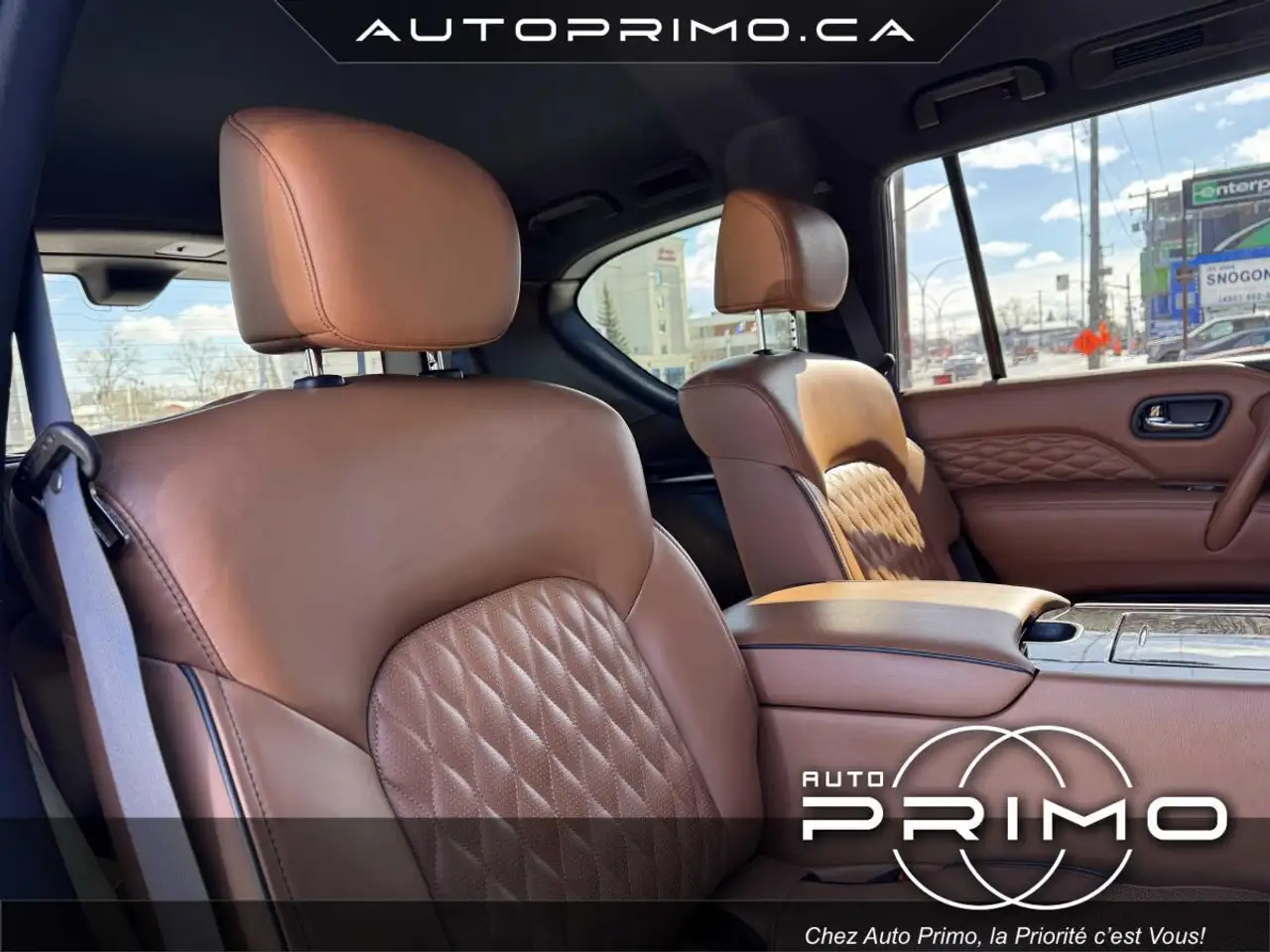 Infiniti QX80 снимка Infiniti QX80