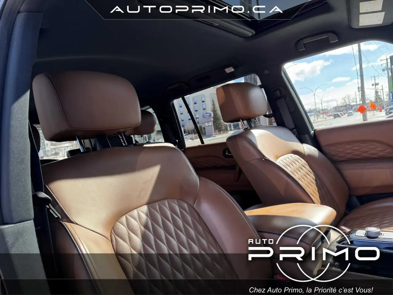 Infiniti QX80 снимка Infiniti QX80