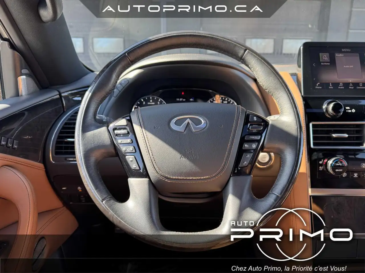 Infiniti QX80 снимка Infiniti QX80