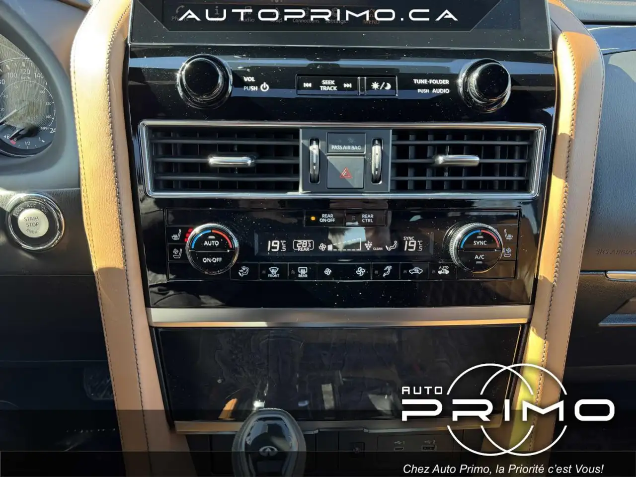 Infiniti QX80 снимка Infiniti QX80