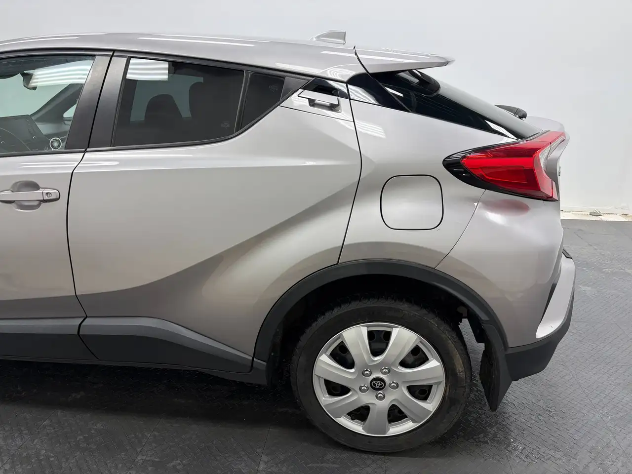 Toyota C-HR fotografie Toyota C-HR
