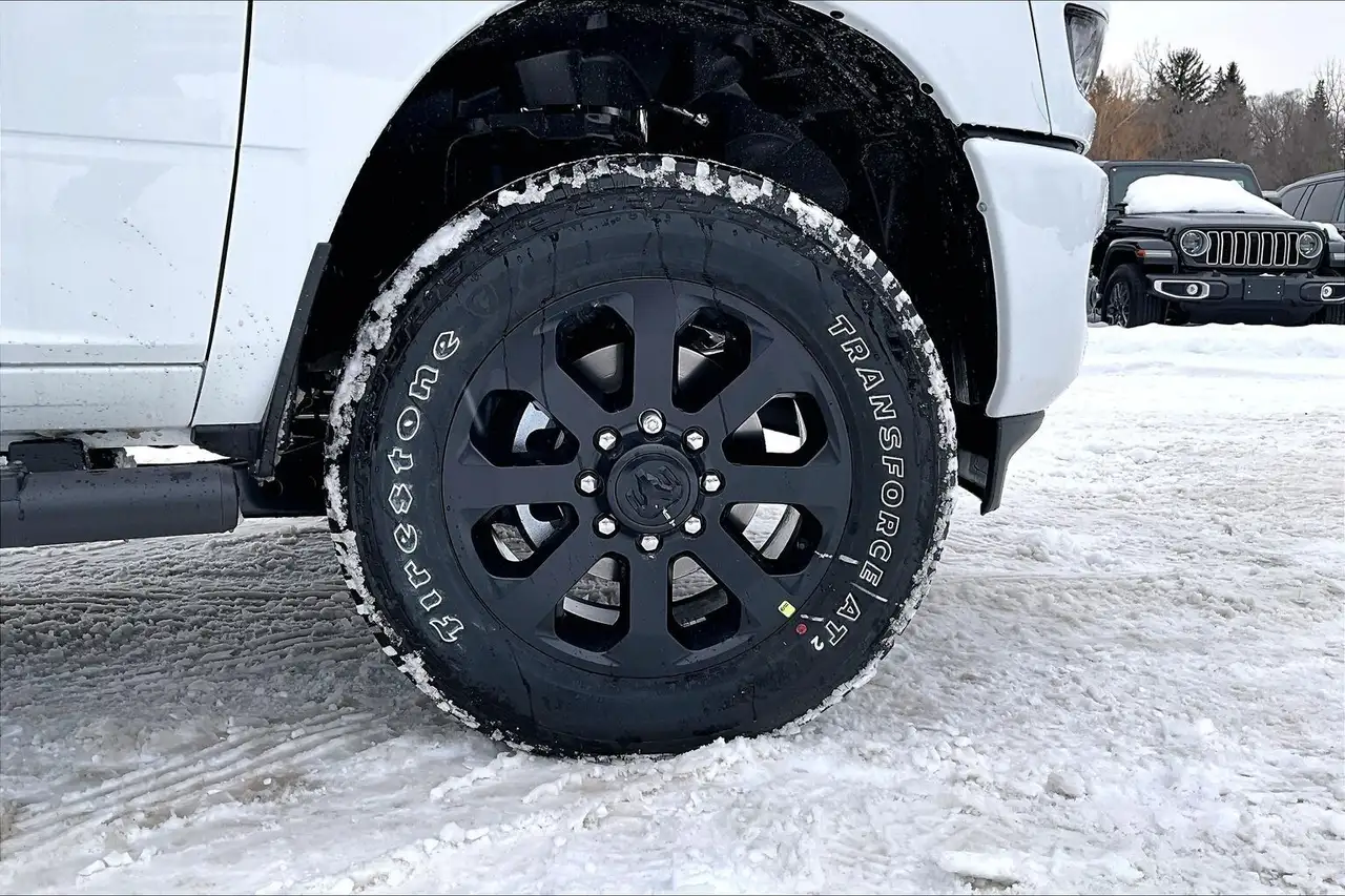 RAM 2500 снимка RAM 2500