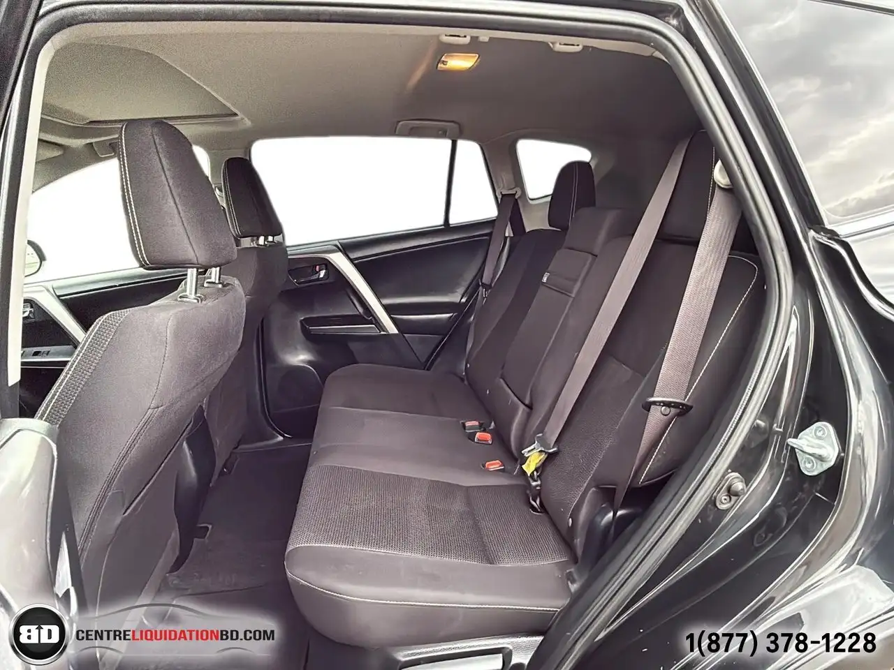 Toyota RAV 4 снимка Toyota RAV 4