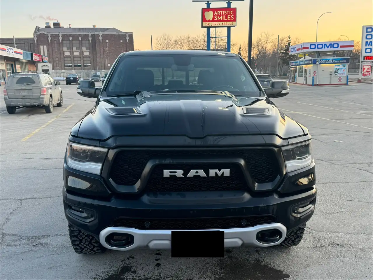 RAM 1500 снимка RAM 1500