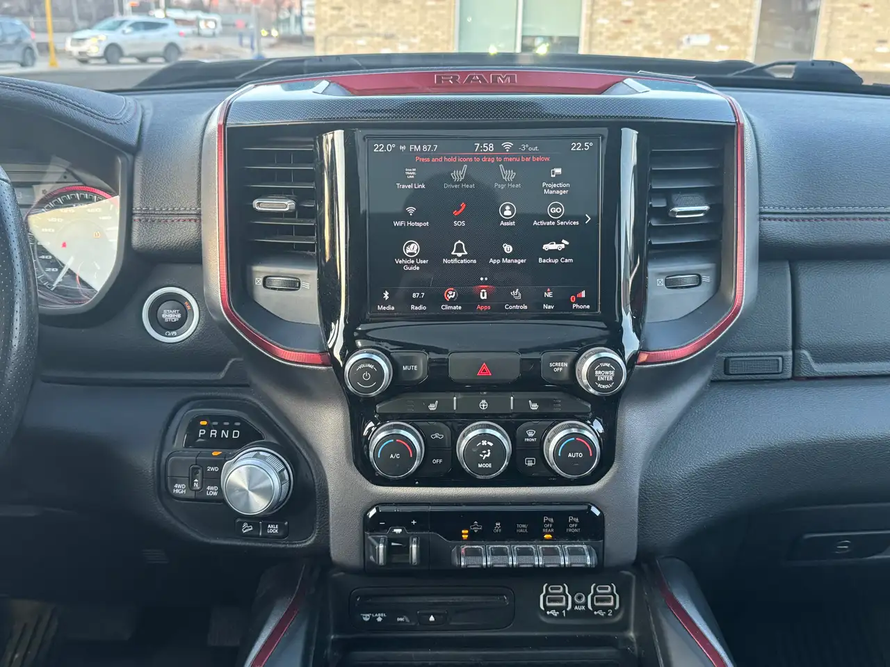 RAM 1500 снимка RAM 1500