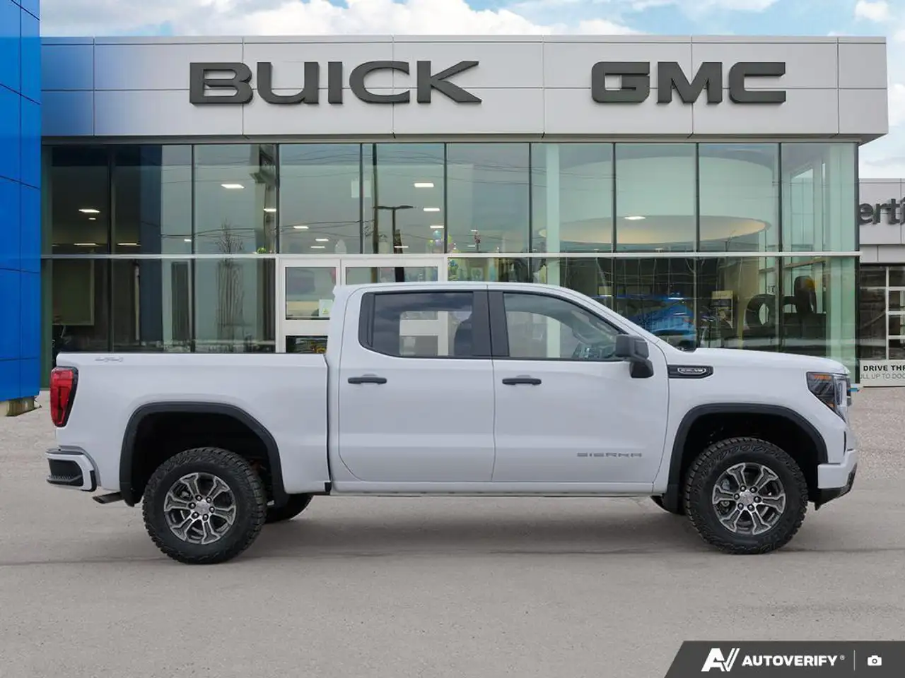 GMC Sierra 1500 photo GMC Sierra 1500