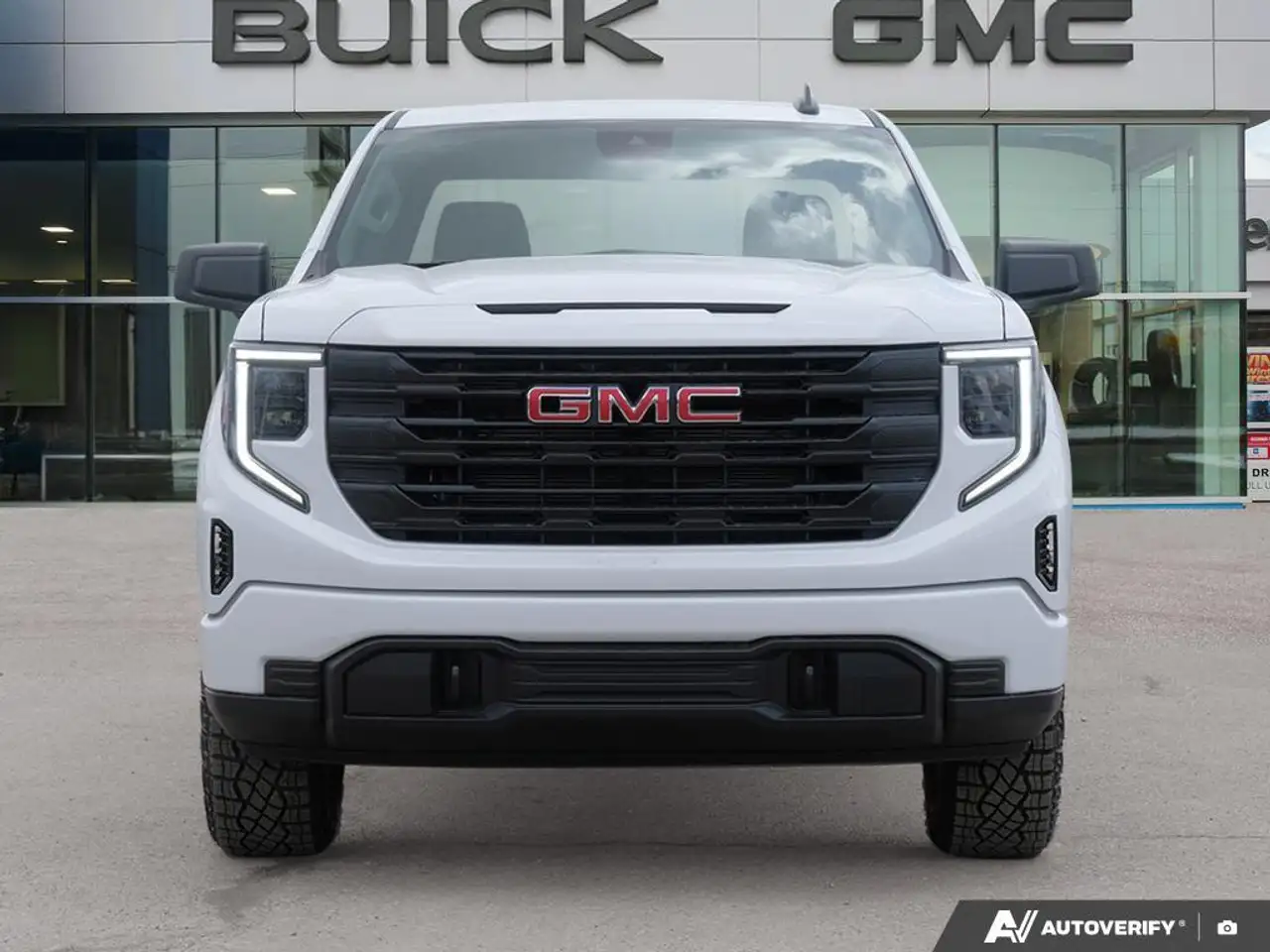GMC Sierra 1500 photo GMC Sierra 1500