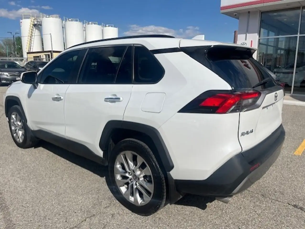 Toyota RAV 4 photo Toyota RAV 4