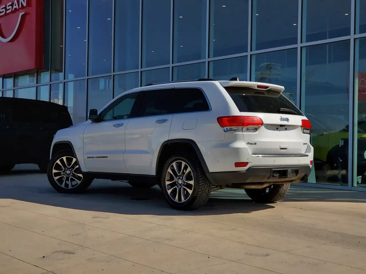 Jeep Grand Cherokee снимка Jeep Grand Cherokee