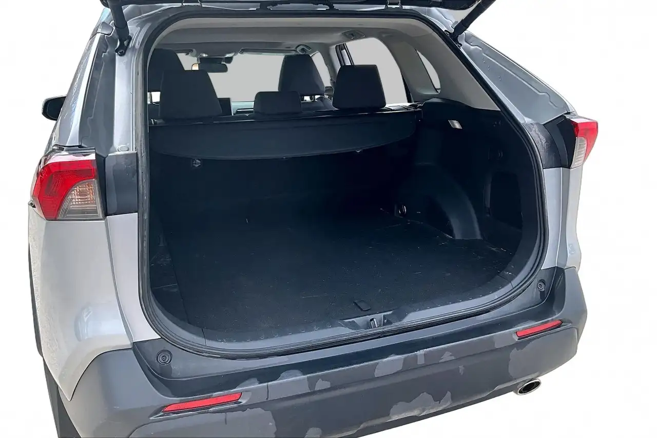 Toyota RAV 4 снимка Toyota RAV 4