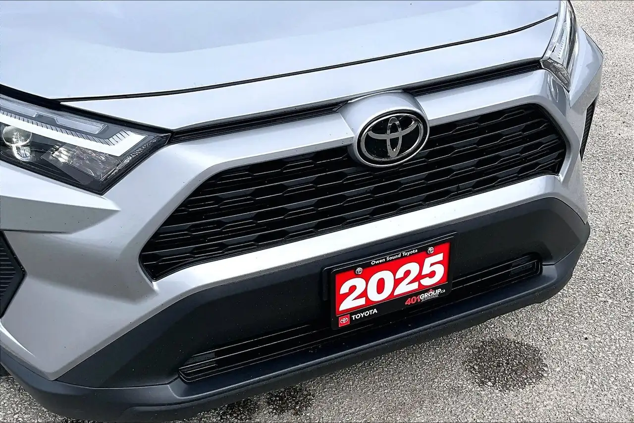 Toyota RAV 4 снимка Toyota RAV 4