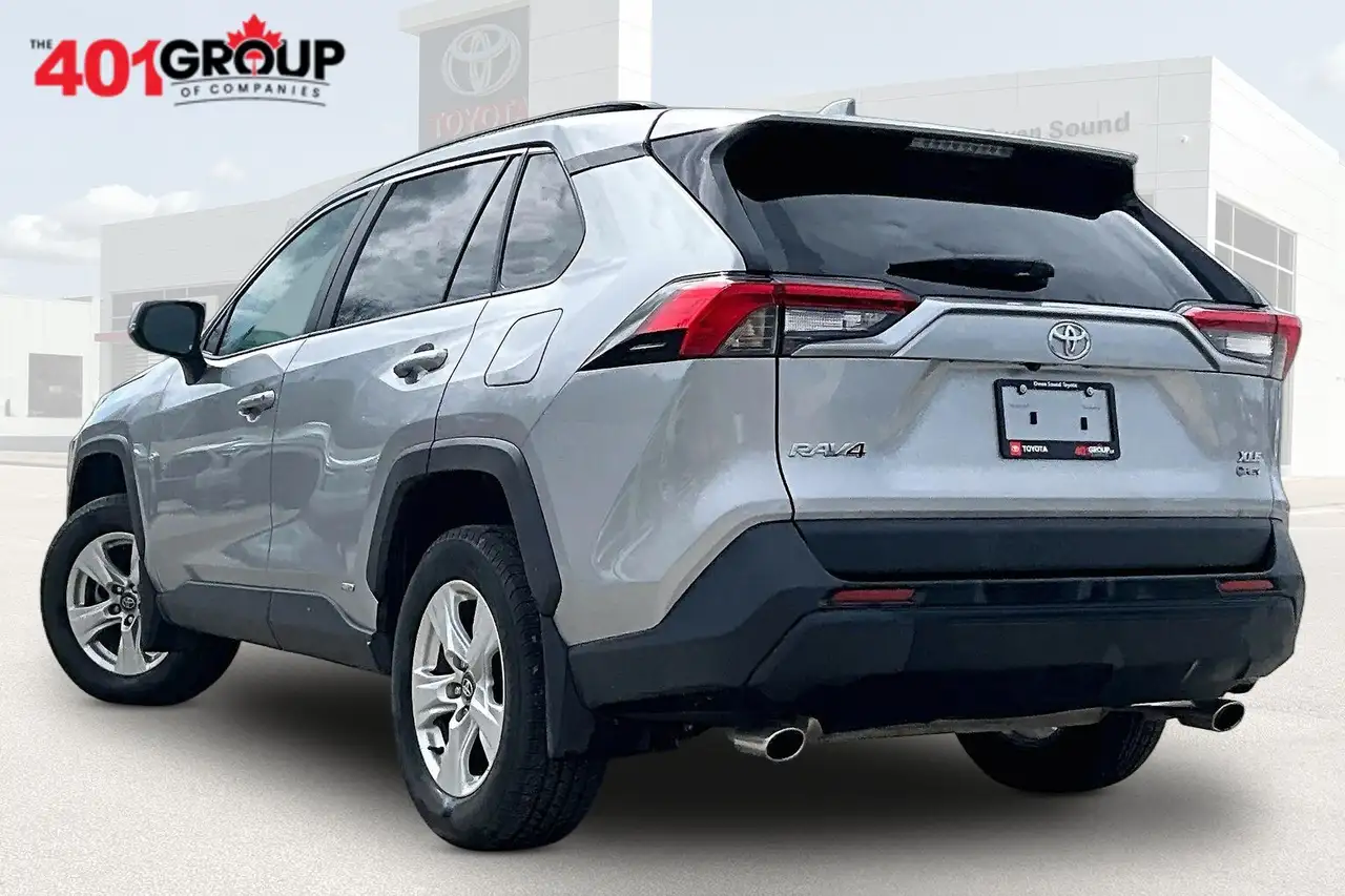 Toyota RAV 4 снимка Toyota RAV 4