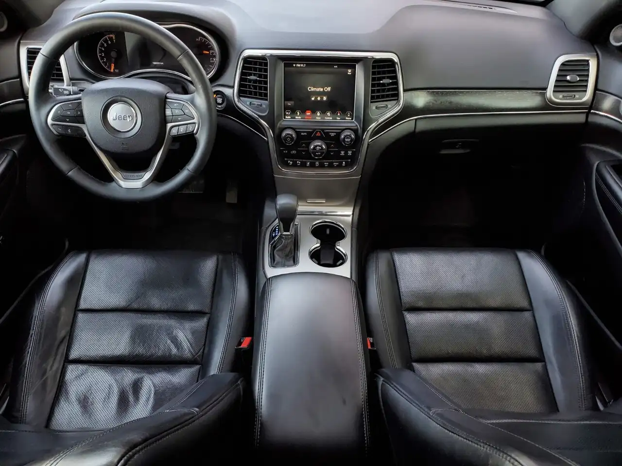 Jeep Grand Cherokee снимка Jeep Grand Cherokee