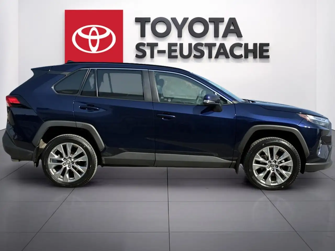 Toyota RAV 4 photo Toyota RAV 4