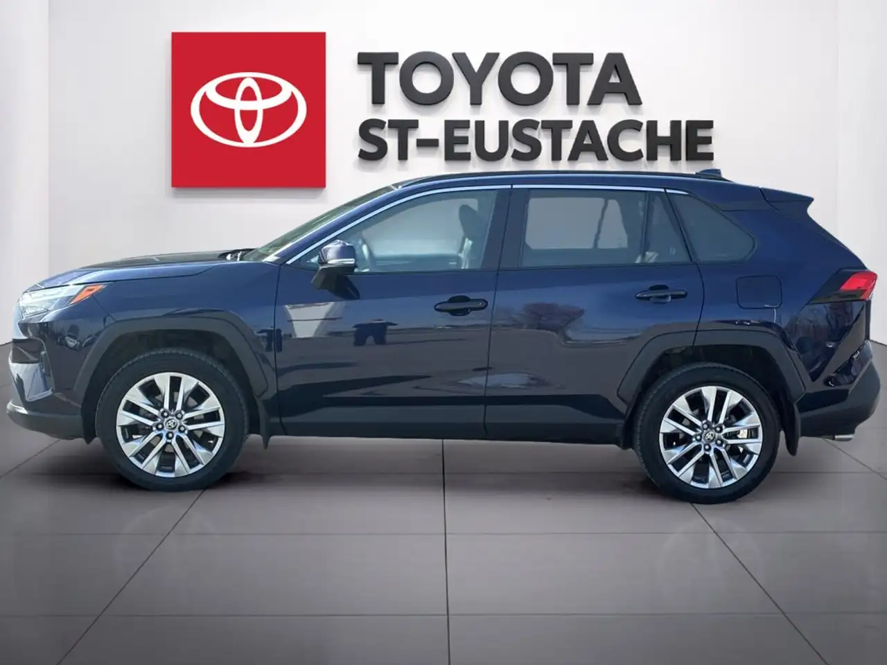 Toyota RAV 4 photo Toyota RAV 4