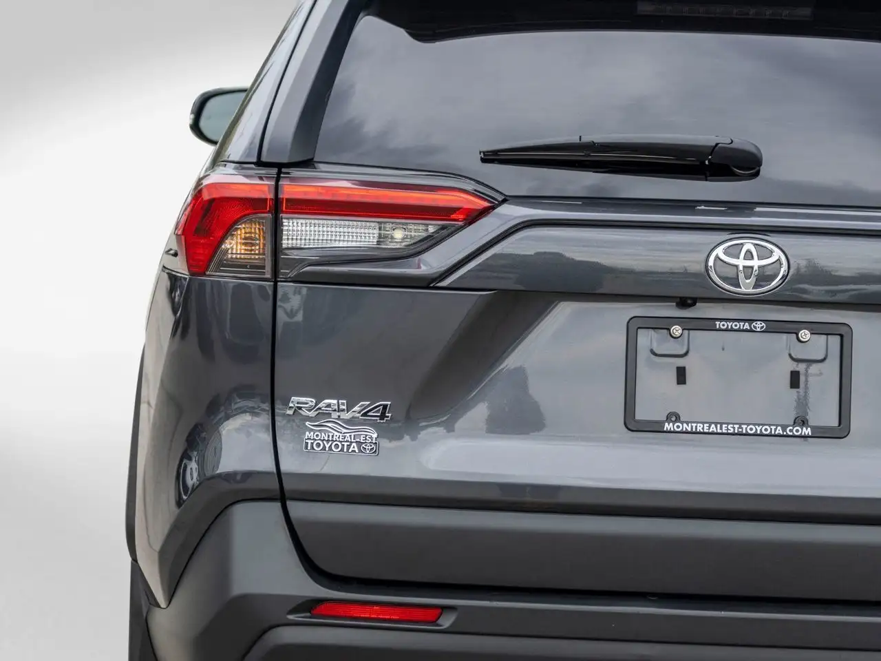 Toyota RAV 4 снимка Toyota RAV 4