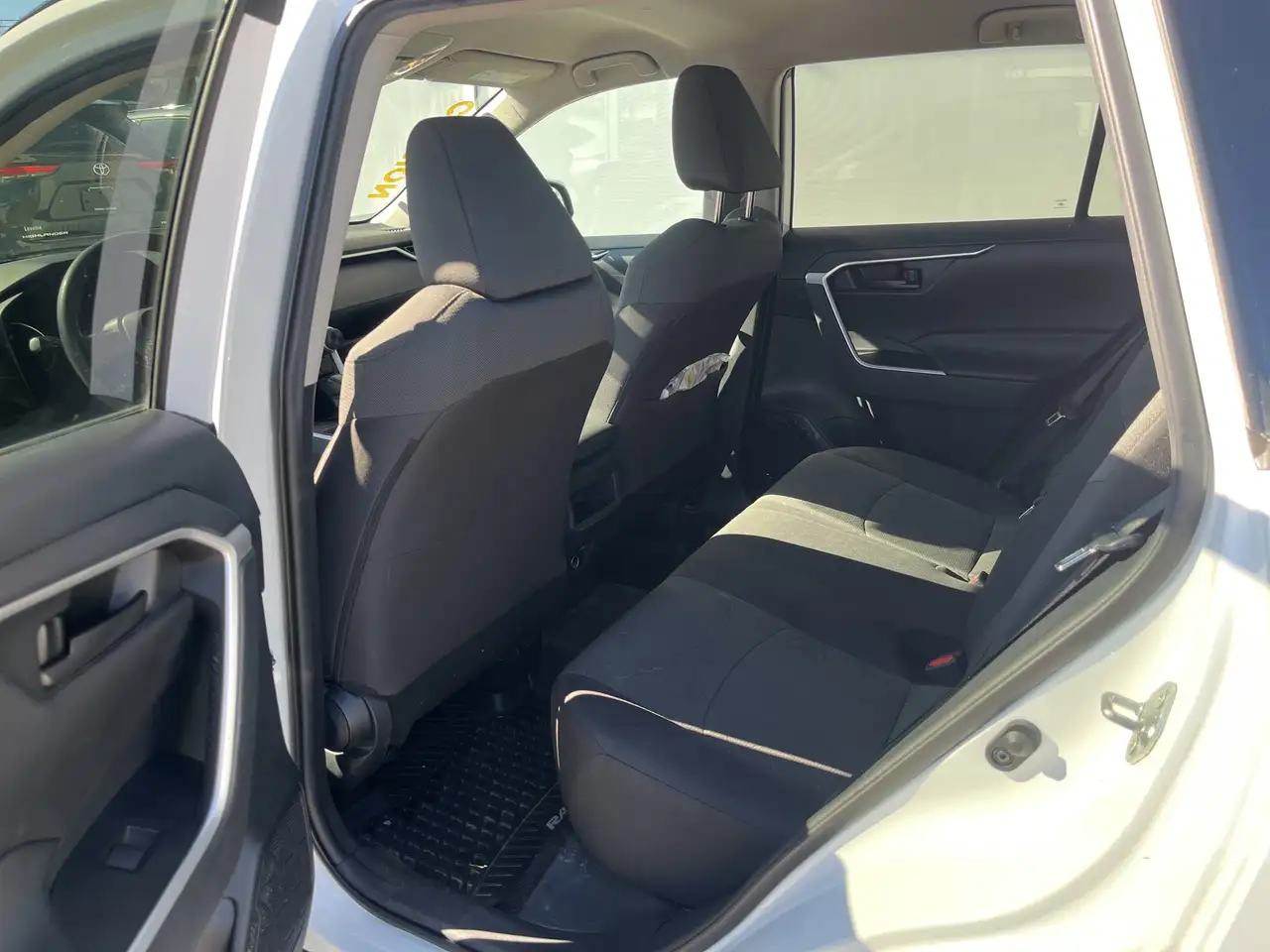 Toyota RAV 4 photo Toyota RAV 4