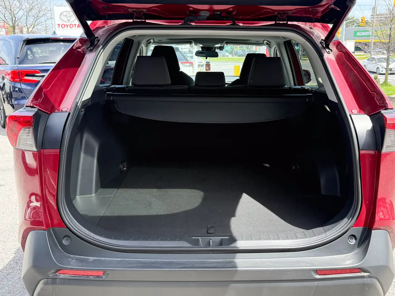 Toyota RAV 4 снимка Toyota RAV 4
