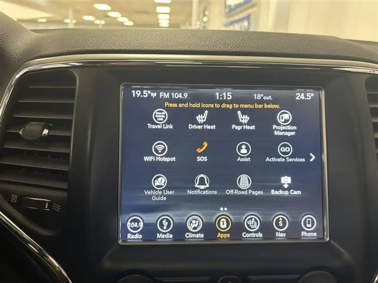 Jeep Grand Cherokee снимка Jeep Grand Cherokee